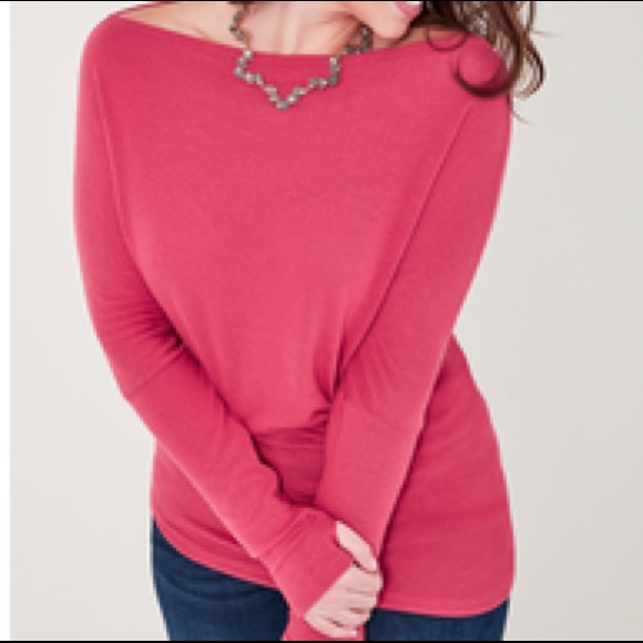 Stella & Dot Tops - Stella&dot Ren Slouchy Knit Top.   Berry.  1X.